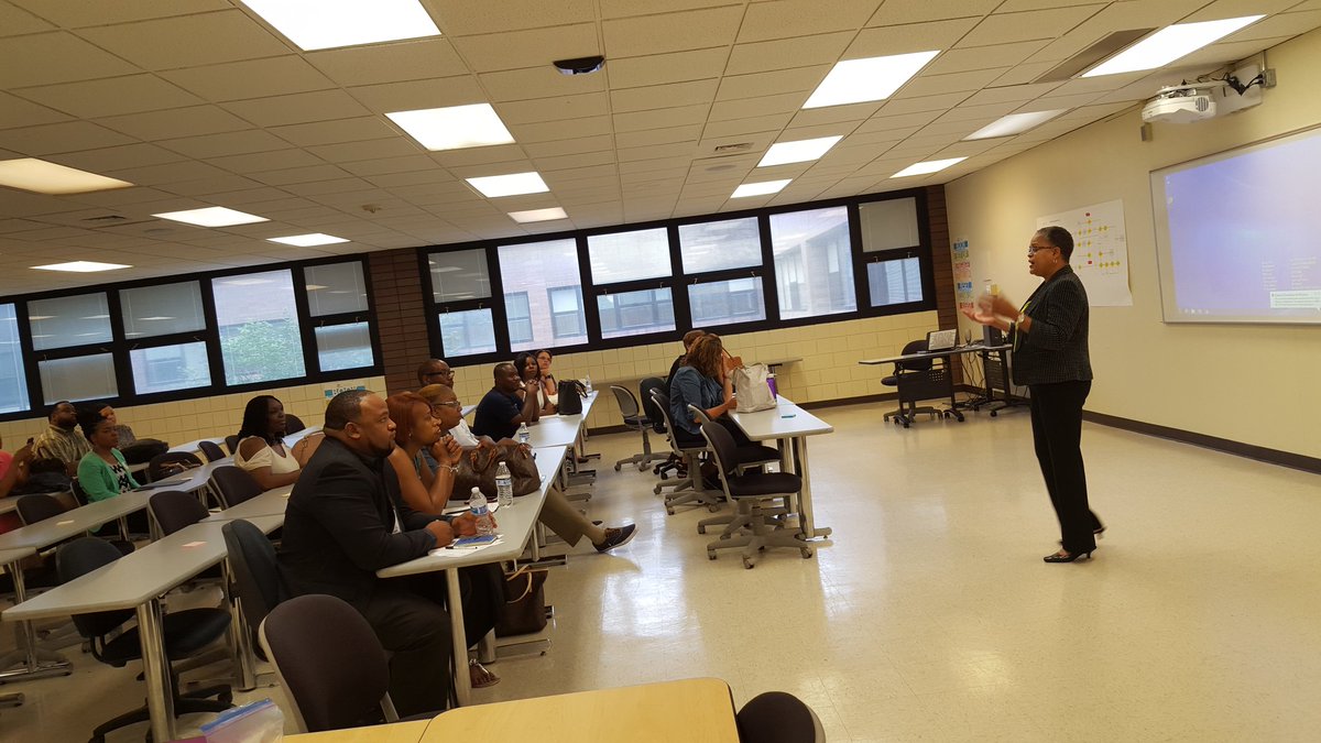 WaziFACE's tweet photo. Investment 1 first planning PD  on family engagement with ALL leaders... GREAT idea @FACECMSD @charone_edwards https://t.co/Gth3a8TUC1