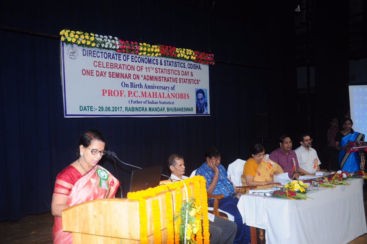DES_odisha's tweet photo. Vote of thanks by Smt. Indira Mishra, Dy. Director, DES  on the occasion of 11th statistics Day, Odisha https://t.co/7SzlFRGrCy