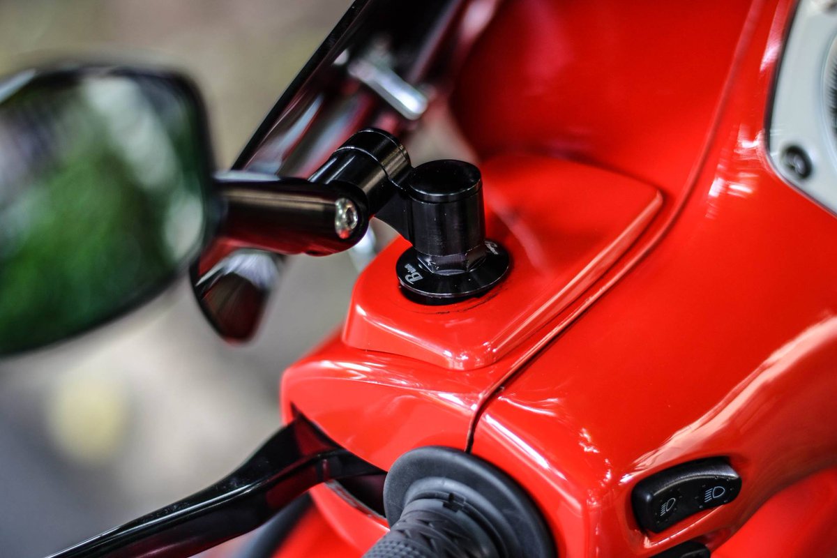 frandotw's tweet photo. Our caliper was his first option if you are considering performance plus style.#VESPA #GTS300 #MrBalon #FrandoBrakeSystem https://t.co/cw5pAwSeYb