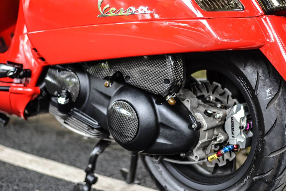 frandotw's tweet photo. Our caliper was his first option if you are considering performance plus style.#VESPA #GTS300 #MrBalon #FrandoBrakeSystem https://t.co/cw5pAwSeYb