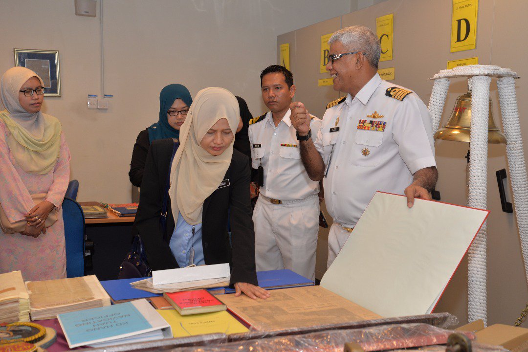 MymyusriYunus's tweet photo. Lawatan Interaktif Bahagian Kabinet, Jabatan Perdana Menteri ke PUSMAS TLDM @tldm_rasmi @pusmastldm @NatHydroCentre https://t.co/7B3hqAvilb