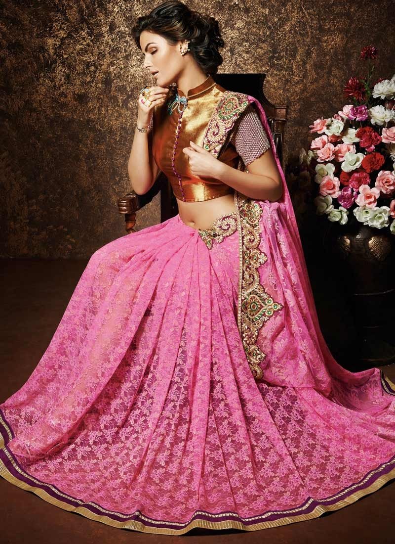 SiyaFashionsuk's tweet photo. New Arrivals! Pink Saree With Designer Blouse 
#newarrivals #pinksaree #designersaree #readtowear #freeclutch #rakhi #festive #ukonline https://t.co/vAmHwuoM7A