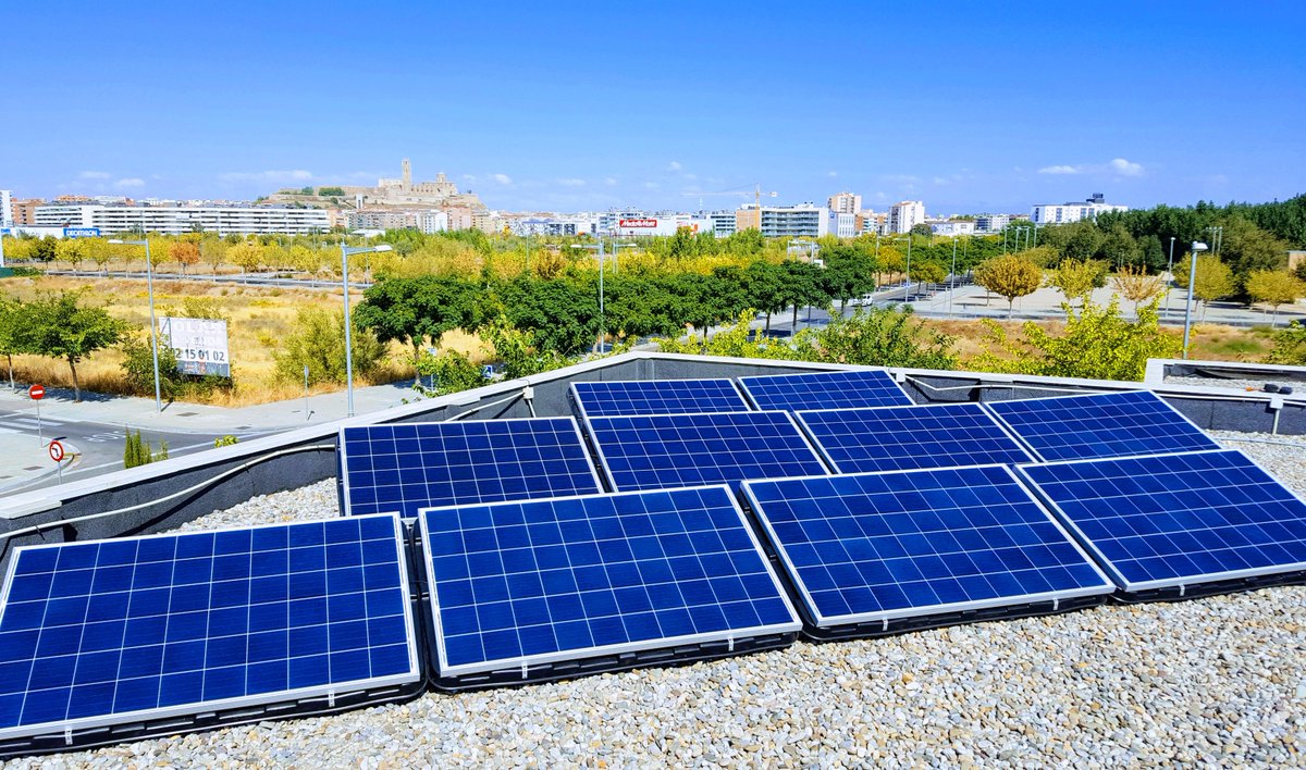 Creemos en la #sostenibilidad
Sistema con energía #solar #fotovoltaica
#WeSolenver #Solenver 
¿Alguna consulta? No dudes en preguntarnos