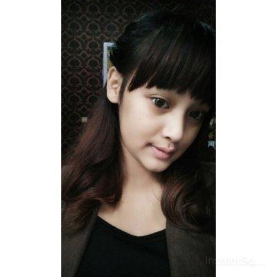 gitayurs's tweet photo. ayo pergi bersamaku on #BIGOLIVE https://t.co/ELIYb3RBYF https://t.co/dN9RLmDKoI