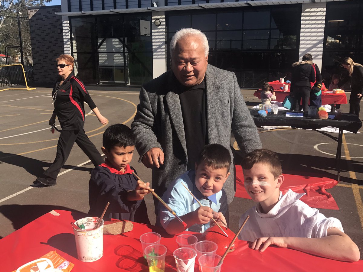MrsMckinnon7's tweet photo. Celebrating NAIDOC Week @sttsadleir https://t.co/w5oUKytfpp