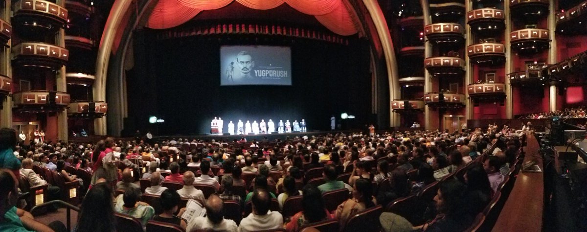 SRMDharampur's tweet photo. Glimpses of @Yugpurush_Play in the gracious presence of #PujyaGurudevshri at the prestigious @DolbyTheatre in #Hollywood #LosAngeles! https://t.co/NwBFgs2Smp