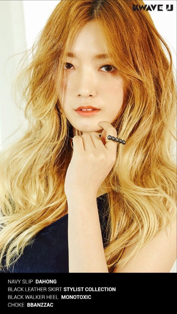 kimnarisss's tweet photo. Kwave https://t.co/tZowIMtatG
