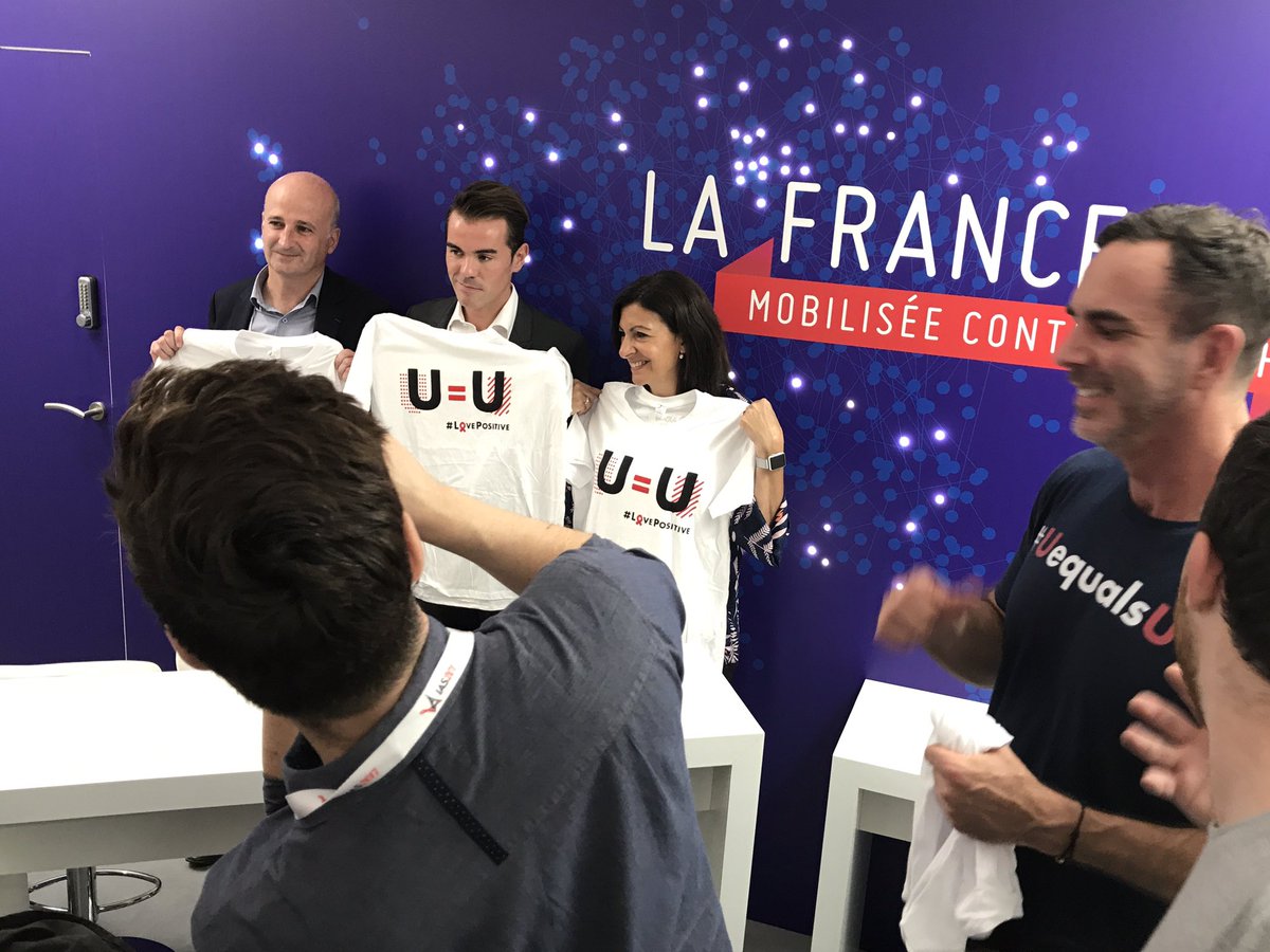 ruraltweeter's tweet photo. Amazing. Mayor of Paris signs on to #uequalsu at #ias2016 https://t.co/nxjaeCZIxn