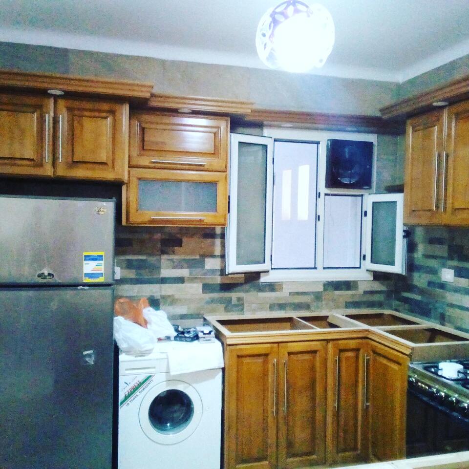 salahrezk90's tweet photo. " Kitchen &amp; bedroom "
#home #housefurniture #kitchendesign #cook #kitchenaddict #interiordesign #decor #bedroomdecor #kingbed #brownie https://t.co/vAzfQBpsf9