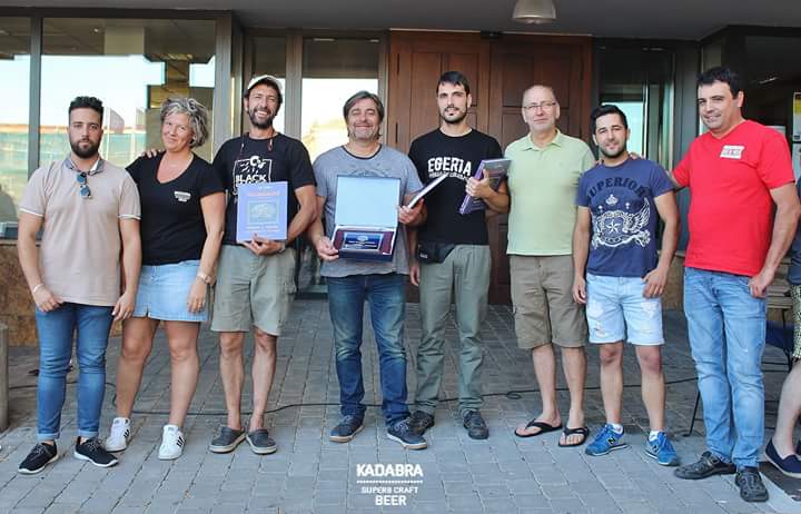 Kadabra_beer's tweet photo. 🍺 Éste fin de semana se celebro el #Leonfest en Villadangos del Paramo, siendo Kadabra Beer la #cervezaartesana invitada 🍺#lupulo #cerveza https://t.co/WTtdBiJHb8