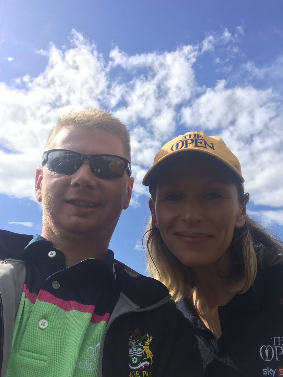 danaircon's tweet image. Great weekend at the @TheOpen with great friendly people 🏆👌@NickDougherty5 @DiDougherty1 @SarahSkySports @hennigoya