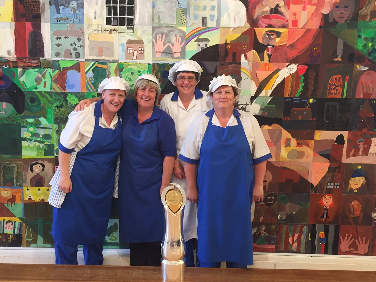 TAITH Y TLWS | Braf odd cael ymweld â <a href="/YsgolBroPedr/">Ysgol Bro Pedr</a> wythnos diwethaf! #ynypac