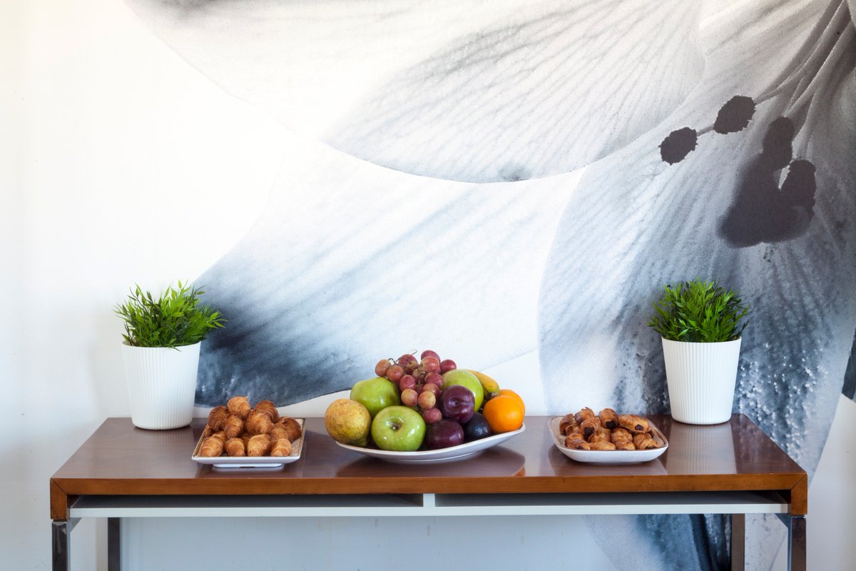 urhotels's tweet photo. We’ll make your breaks between meetings a delight 😊 Did you know we’ve got #meeting rooms for you? https://t.co/JRRU0QwgqA #Palma #Mallorca https://t.co/zjmDXiUwk2