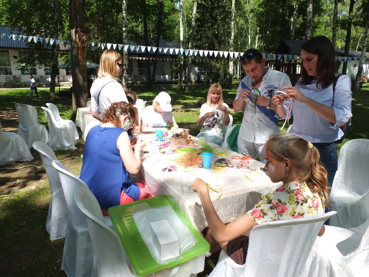 anod_nn's tweet photo. В июле 2017 прошли праздничные мероприятия в честь 25-летия компании #Анод. Было много встреч, поздравлений, теплых слов и сюрпризов. #anod https://t.co/R0pRZnMTxf