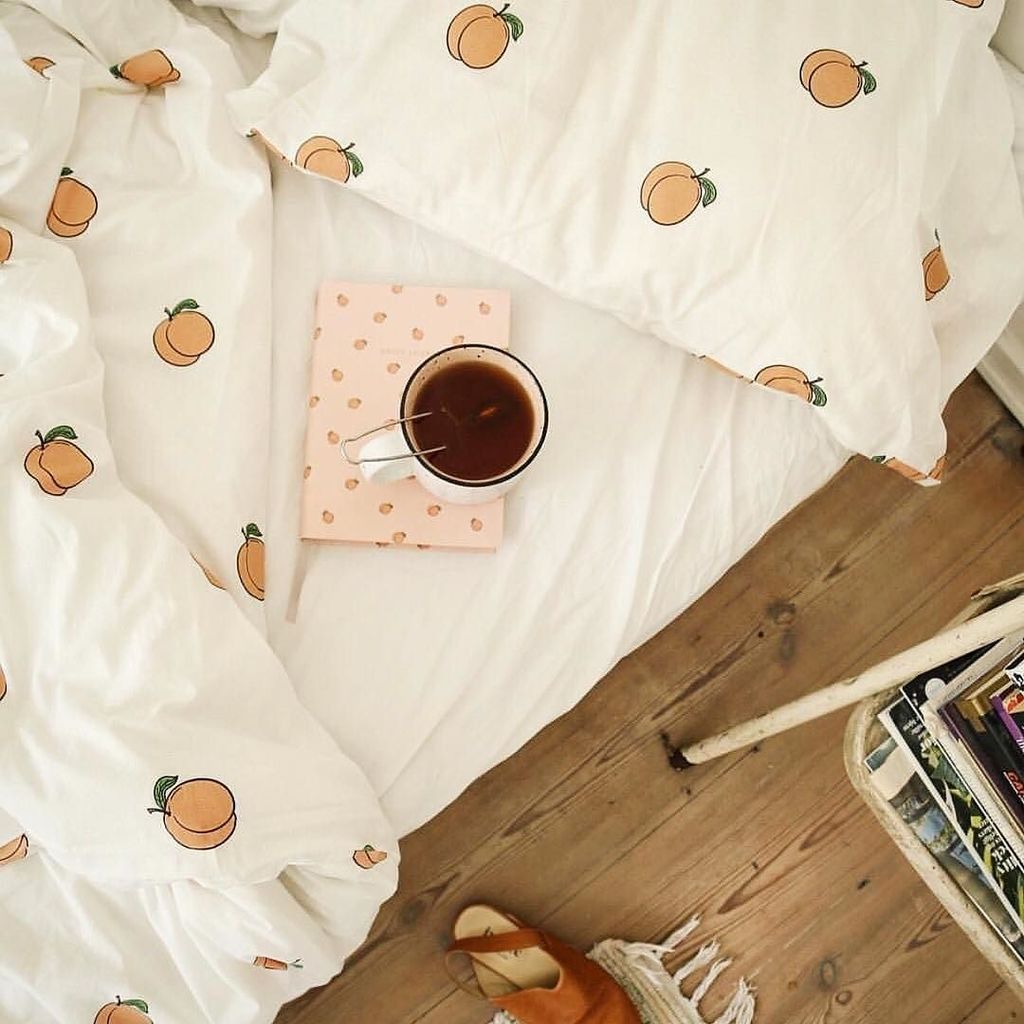 casadasamigas_'s tweet photo. E pra sair da cama nessa segundona? 😴😴😴 Bom dia! 💛✨ {pic @urbanoutfitterseu} #cdaquartos #bedroom #monday https://t.co/sFlzTrRUJT