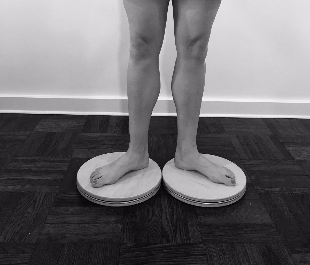 MT_Schaeffer's tweet photo. My last of three posts on turnout. Read: Exercises to Improve your Turnout: https://t.co/TbeYulqXwC https://t.co/QfqLIfu8QH