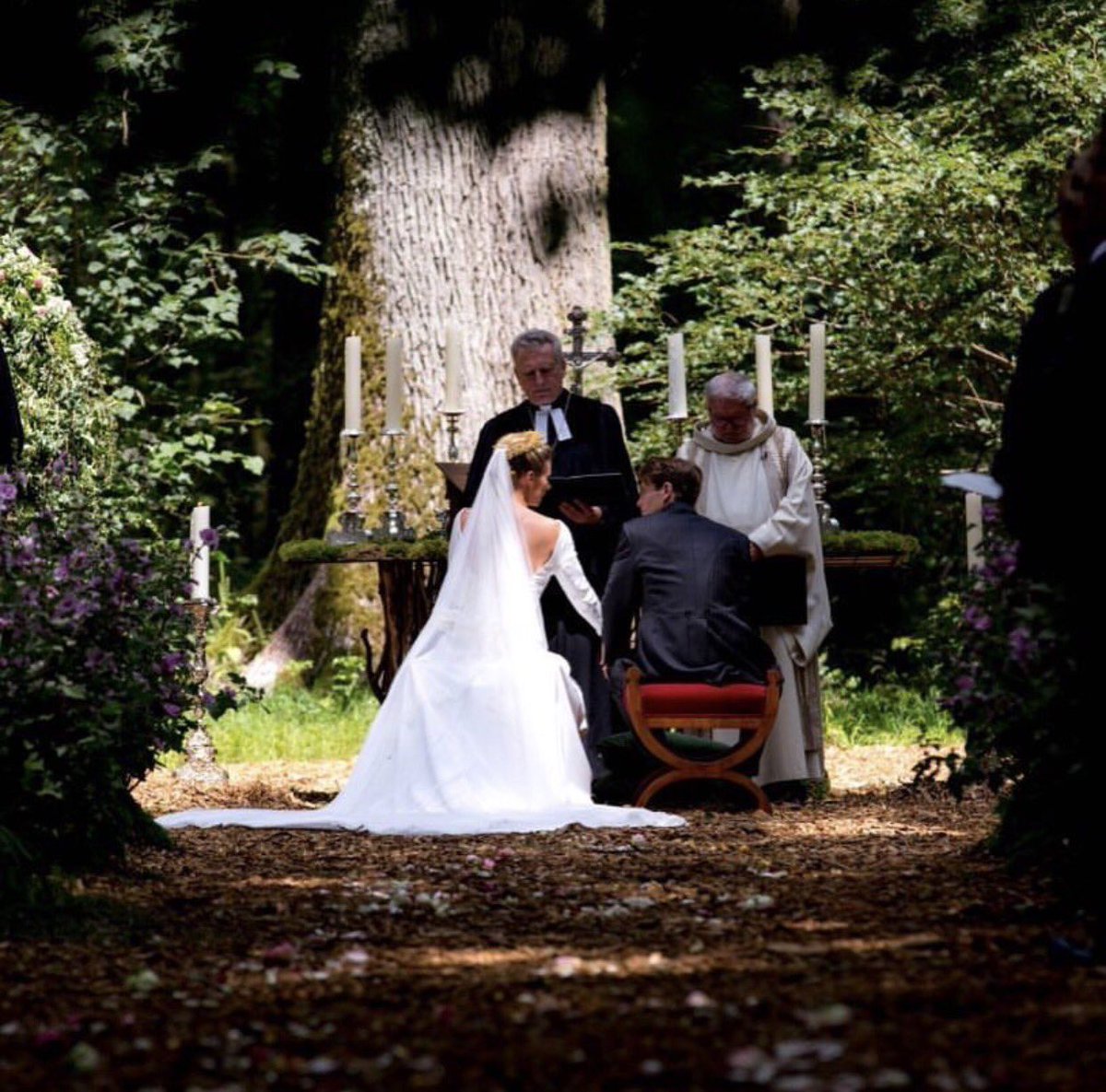 WallersteinBier's tweet photo. Voller Freude geben wir die Vermählung von Yoanna &amp; Charles Hanbury bekannt https://t.co/bdlIZYnyVg https://t.co/AXBNkGHQDU