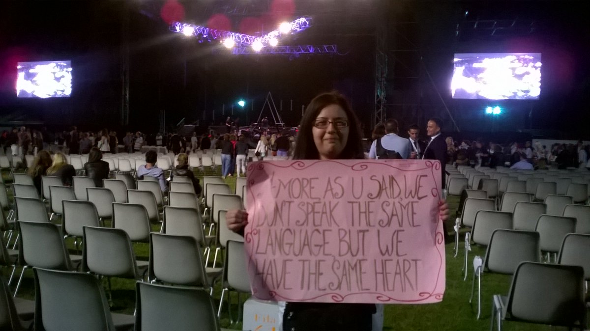 francy_u86's tweet photo. @AnastaciaMusic 1yearago, my first concert in Sardinia
M E R A V I G L I O S O!
Ana stupenda!!
Hope u'll come again soon #ForteArena #UCTour https://t.co/fPdzDvLHTP