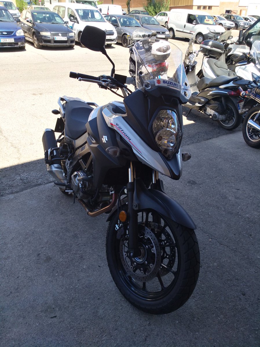 #Semanadepruebas! A partir de mañana tendremos una unidad de #suzuki #Vstrom 650 mod.2017 a disposición de todos nuestros clientes. Acercate