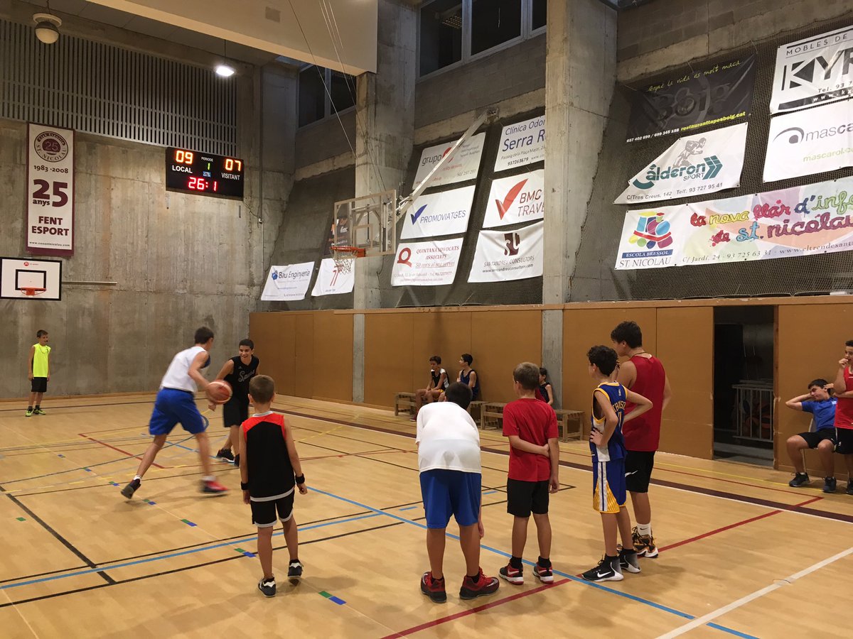 CampusCESN's tweet photo. Tornem amb una nova setmana de #CampusBàsquetMasCarol (l'última!) i primer dia de competicions. El Marc i el Ferran campions de l'1c1! 🏀🏆🥇🔝 https://t.co/PpRTSntnjm