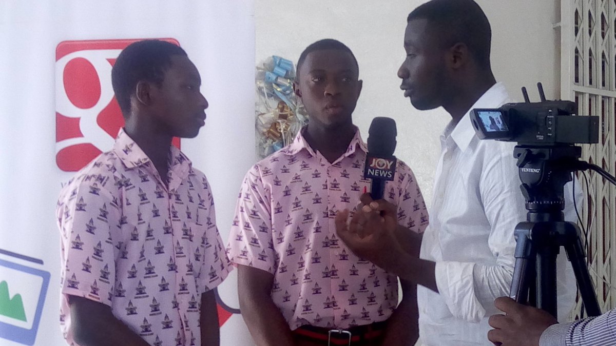 CSI_Ghana's tweet photo. Our Young Social Innovators program empowers students to identify opportunities in challenges + acquire critical skills #socent #csibuild https://t.co/dzvb3Edd9G