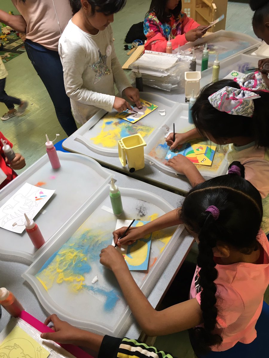 BCPS_MrsP's tweet photo. Summer fun at Broadfield making sand art pictures. How creative are our children!! @BCPSHead @BCPSDeputy https://t.co/n2WTvymxk1