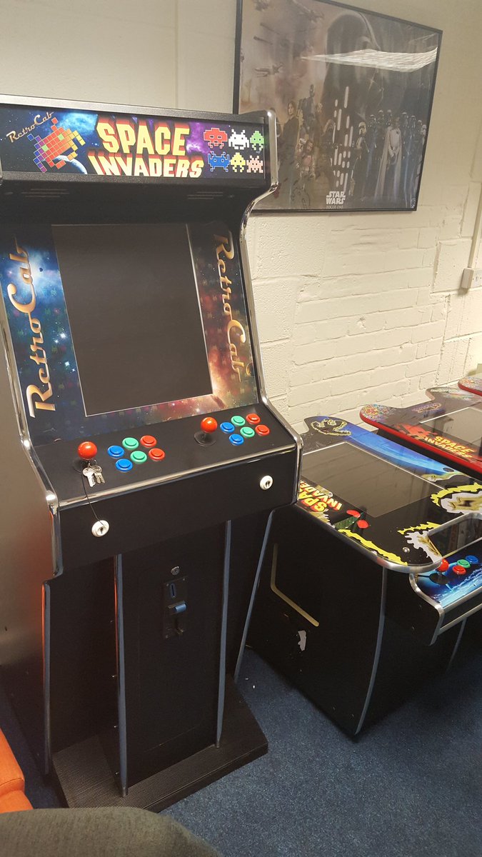 Retrocabs tweet media