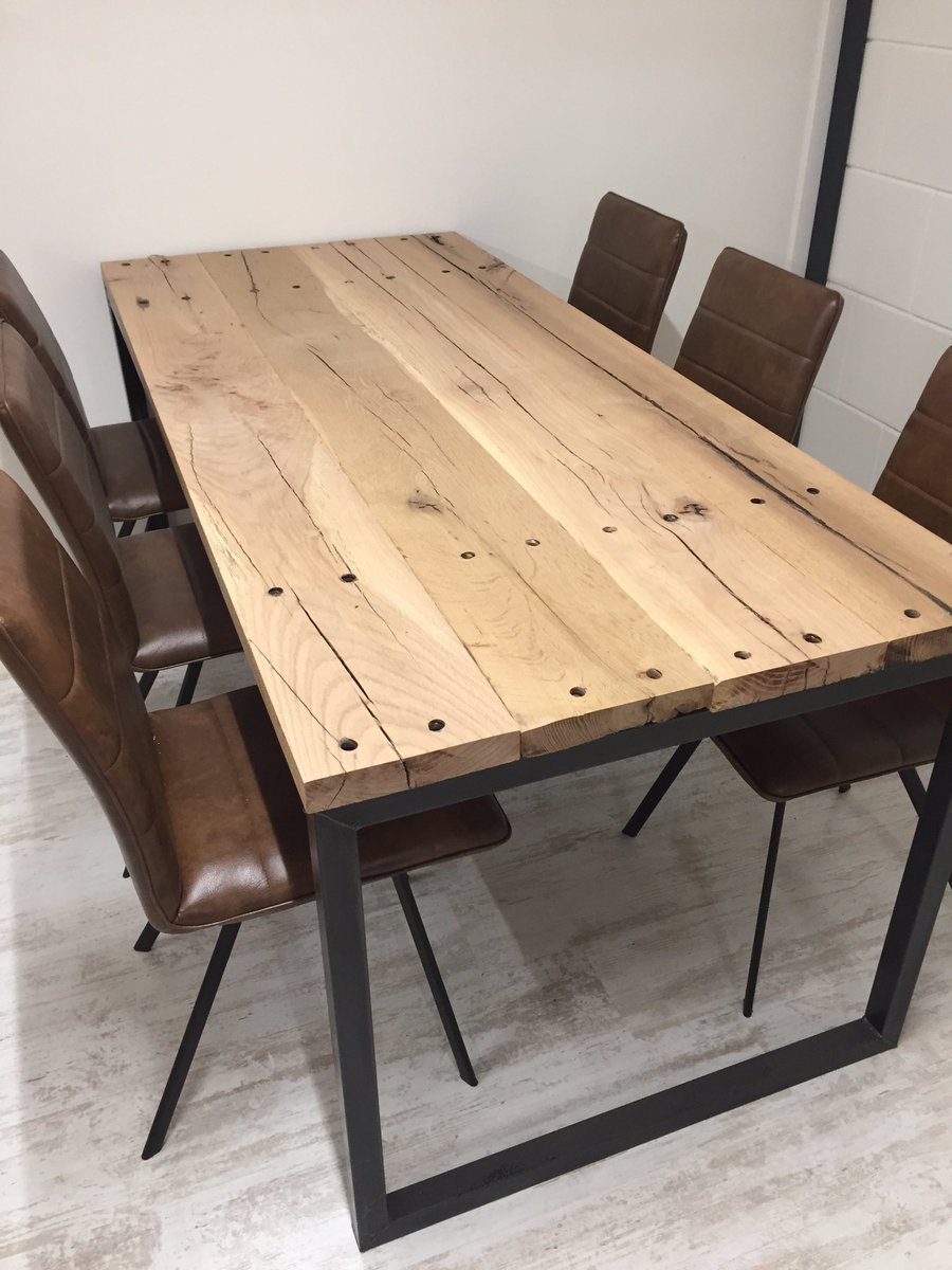 De Indian Express!! Eikenhouten spoorbielzen uit Indië #eiken #hout #staal