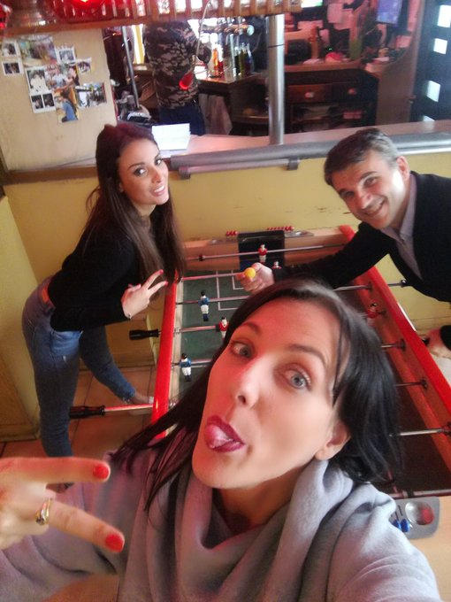 D&eacute;tente baby foot ! R&eacute;sultat ? Qui gagne ? Je vous laisse devinez...  #babyfoot #letsplay #WinOrLoose<a href="/tag/letsplay"class="tags"><span>#letsplay</span></a><a href="/tag/babyfoot"class="tags"><span>#babyfoot</span></a><a href="/tag/winorloose"class="tags"><span>#winorloose</span></a>