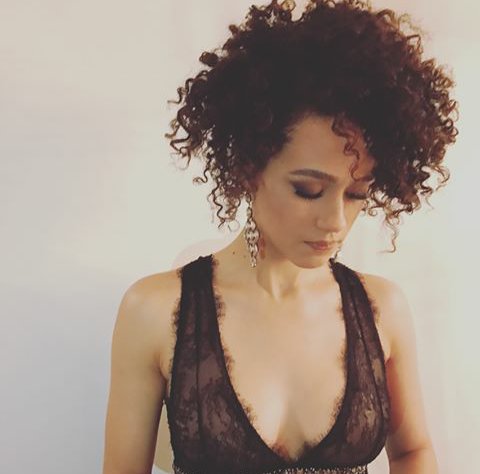 elhyp3's tweet photo. Missandei (Nathalie Emmanuel) para iniciar bien la semana. https://t.co/S0zN4gcfMS