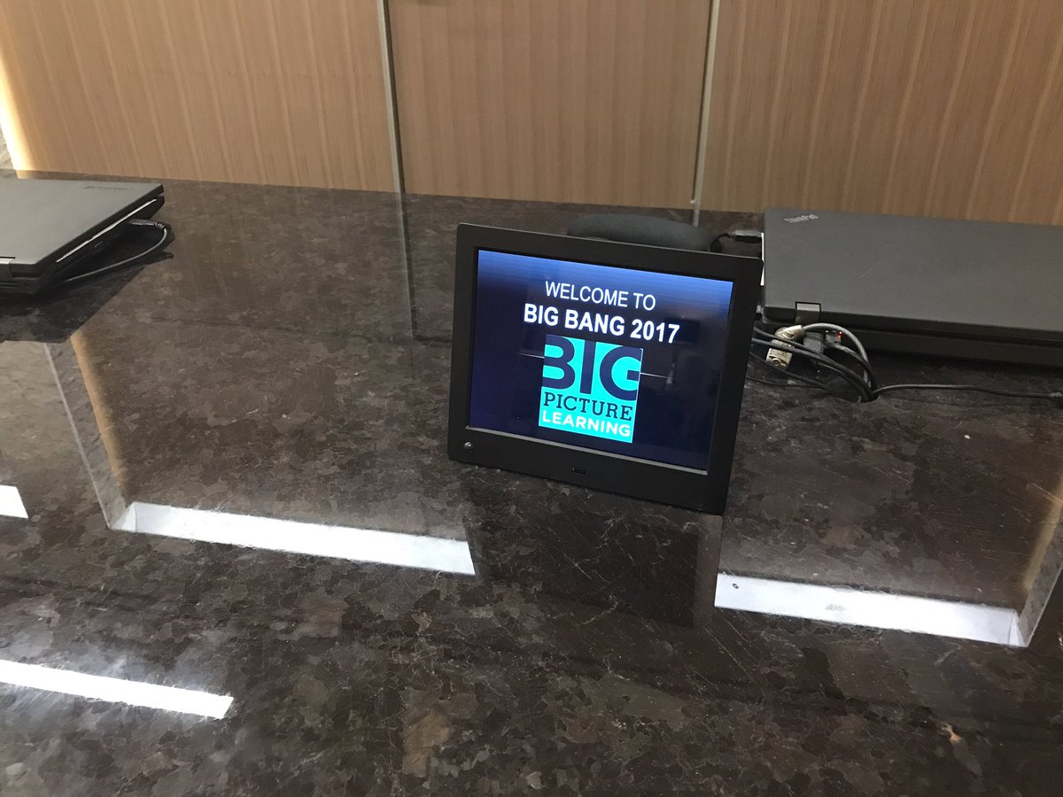 7oaksMet's tweet photo. Checked in - Ready to connect and learn in St Louis. #thebang2017 https://t.co/tmRUnpZrB5