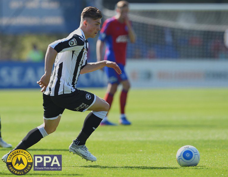 TUFC1899's tweet photo. SIGNING | We are pleased to announce the loan signing of @afcbournemouth defender, Jordan Lee. More: https://t.co/ePE8DcxDr4 #tufc https://t.co/6XT1v8Z8Hn
