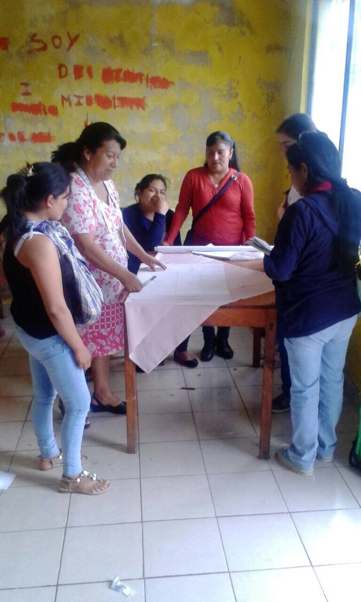 ICATECHSanCris's tweet photo. Nuestra Acción Móvil Oxchuc imparte cursos de "principios de costura básica" https://t.co/o5A9DeyERh
