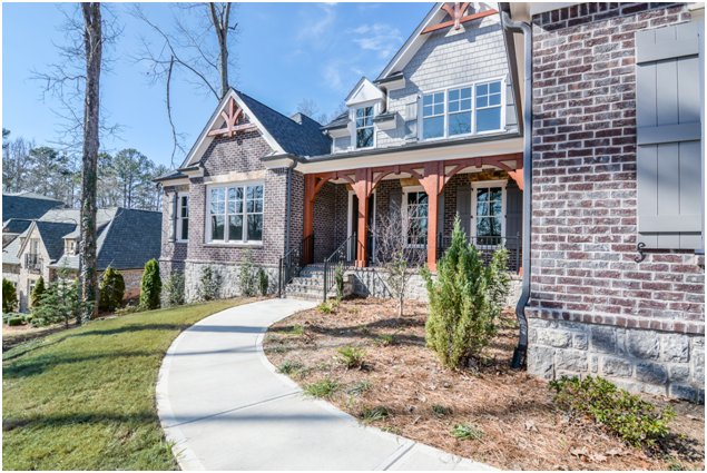 AtlantaREForum's tweet photo. #TylerChandlerHomes offers luxurious living in top-rated @CobbSchools district | @twadenpartners https://t.co/U5DeaaWfeQ https://t.co/p9rAnPiUFl