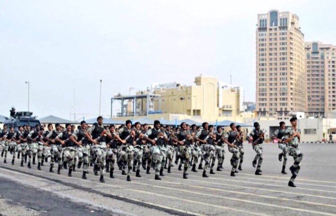 aleshbal's tweet photo. إذا سمعت خبر استشهاد
أحد جنود الوطن
فأعلم أنه تصدى لرصاصة
دفاعًا عنك
مسابقة افضل صورة معبرة لولاء و بطولة جنودنا البواسل بنادي حسان بن ثابت https://t.co/wLQ6EXIwvC