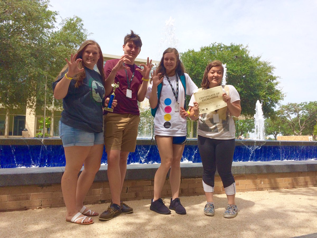CWHSPress's tweet photo. Our tiny but mighty newspaper staff representing Cy Woods at A&amp;M! Very successful year! https://t.co/lIkFNwmZwJ