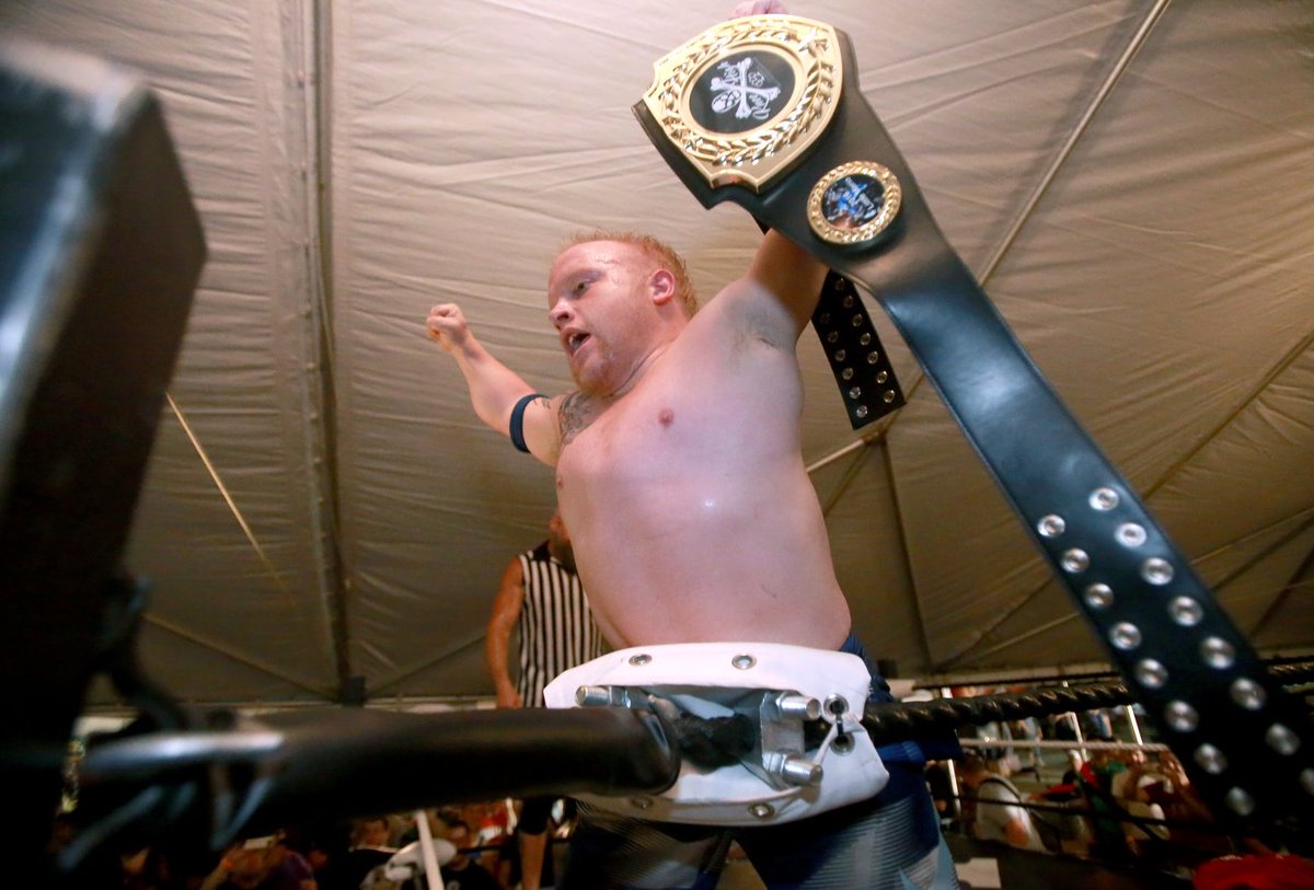 photogthawk's tweet photo. PHOTOS: A 'Baby' takes home Midget #Wrestling Championship in A.C.  https://t.co/icgeh5pXwi #MidgetWrestling #KneeHighAC #AtlanticCity #DoAC https://t.co/zcdkD5q5yN