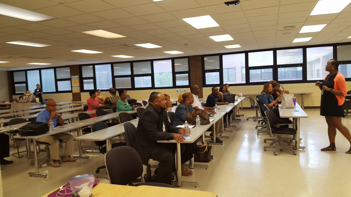 WaziFACE's tweet photo. Investment 1 Leaders with FACE Coordinator in the very first Family Engagement PD @FACECMSD @charone_edwards https://t.co/KwHnkAMPlT