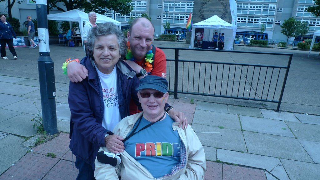 Hull Labour LGBT+ tweet media