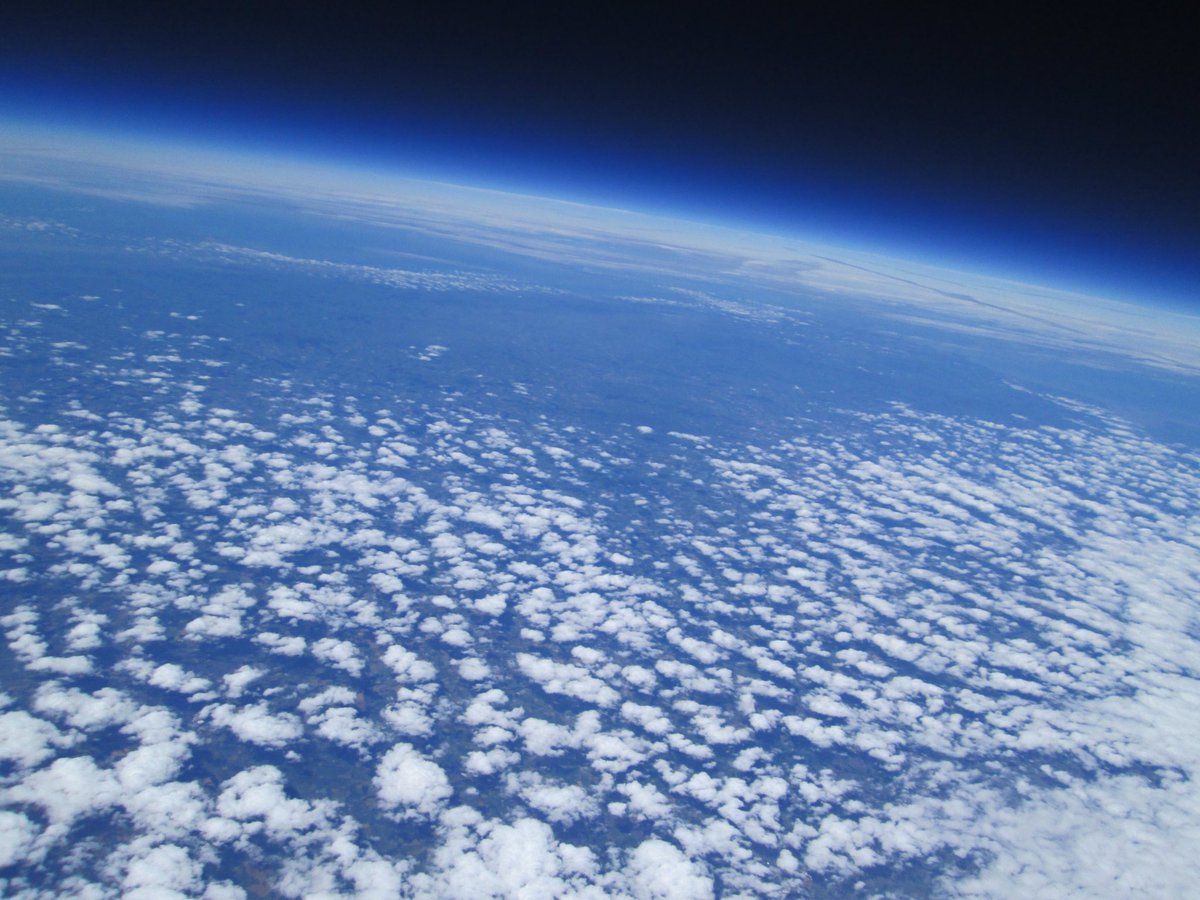 horizonqmgs's tweet photo. A selection of still photos from the #teamcelsius payload! (2) #hab #projecthorizon @qmgs1554 https://t.co/G8QsiHTw8n