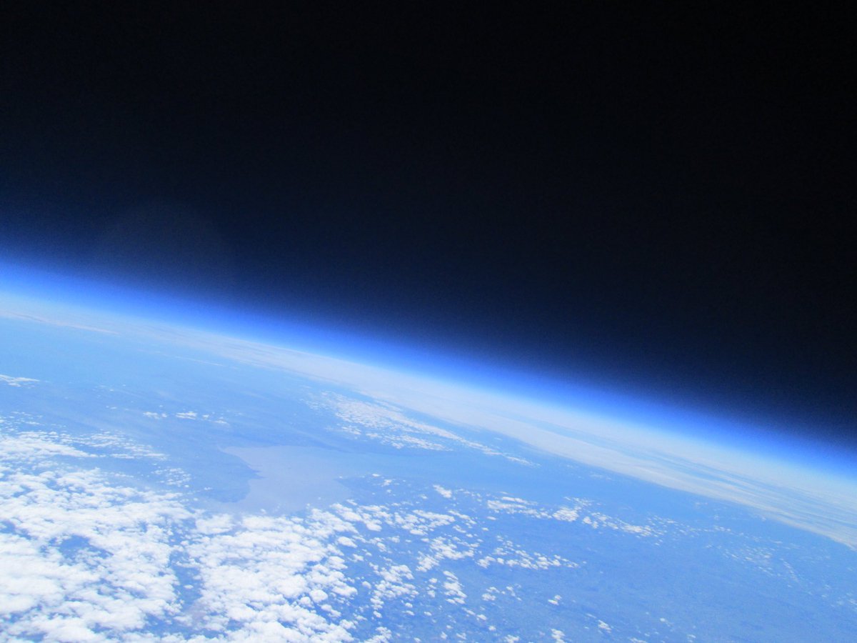 horizonqmgs's tweet photo. A selection of still photos from the #teamcelsius payload! (3) #hab #projecthorizon @qmgs1554 https://t.co/kQGN03uyDl