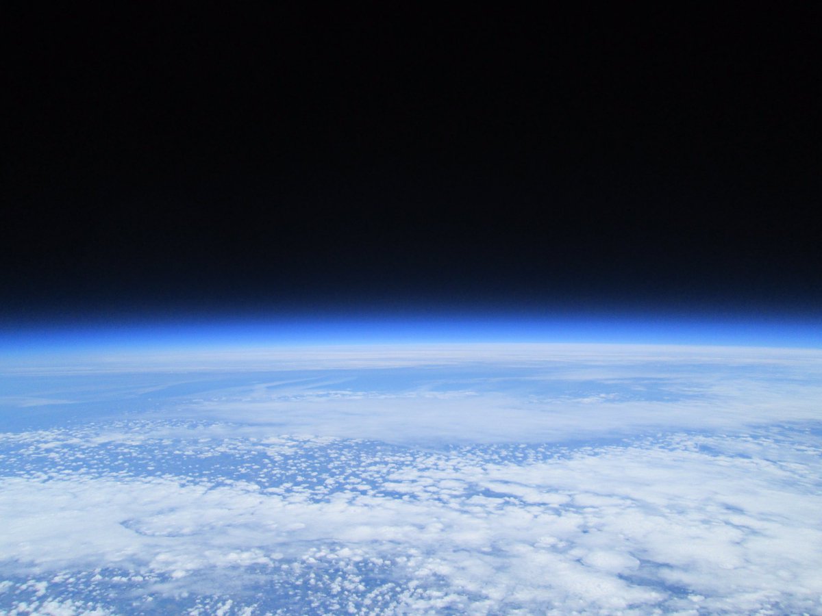 horizonqmgs's tweet photo. A selection of still photos from the #teamcelsius payload! (3) #hab #projecthorizon @qmgs1554 https://t.co/kQGN03uyDl