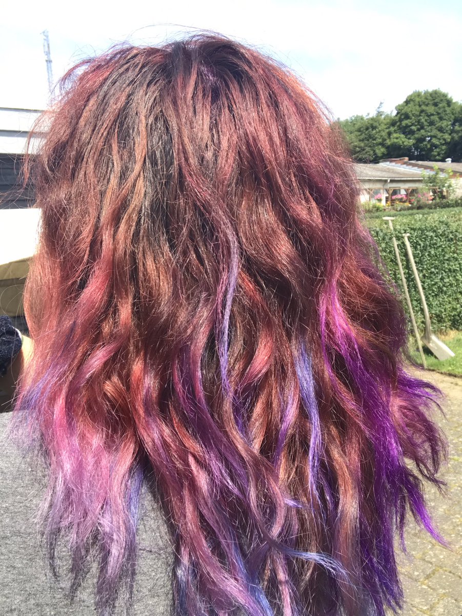 PhilippaHannaDK's tweet image. Do you like my new hair? @Philippahanna @_chelseasings