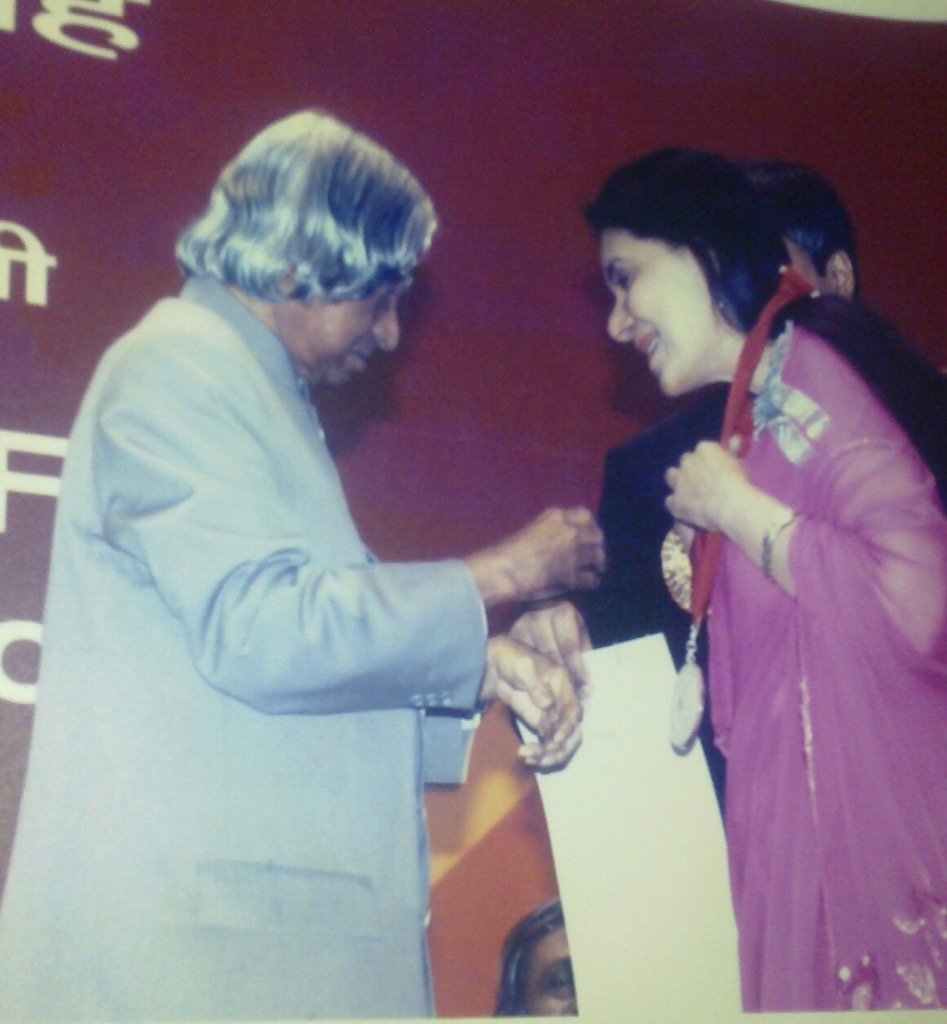 Nina Arora tweet media