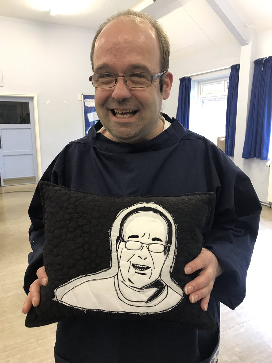 <a href="/loopysplace/">Jane Galley</a> has taken <a href="/ThomFong/">David & Vicki</a> #illustrations to the next level. Check out her blog to see the fantastic work loopysplace.co.uk/blog/portraits…