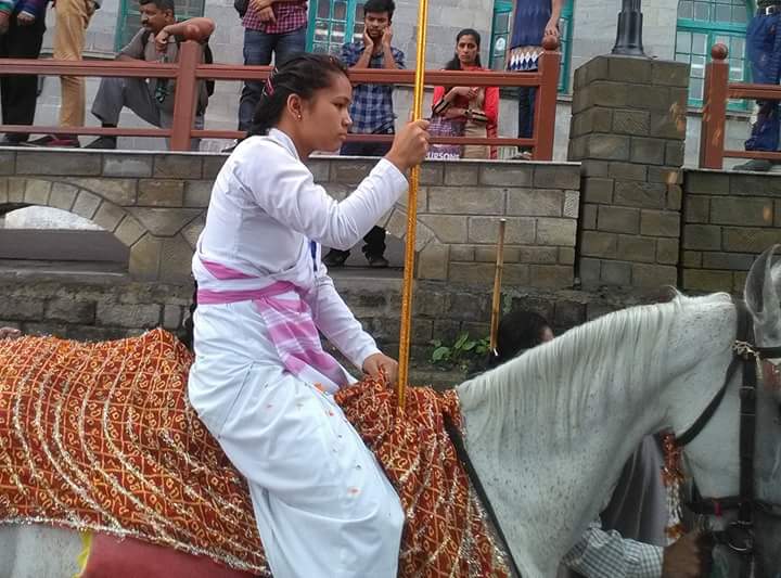 nckbharat's tweet photo. #नारी_सशक्तिकरण_की_झलक
सोमवार को #शिमला में #राष्ट्र_सेविका_समिति  की सेविकाओं ने भव्य पथसंचलन किया। https://t.co/oIF8hRltM1