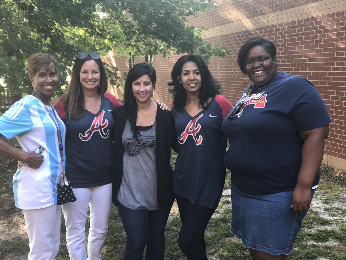 kath_bender's tweet photo. Academic Support Team @SandersES1 #ccsd2017 #cobbsuccess https://t.co/KeSK3aJE5U