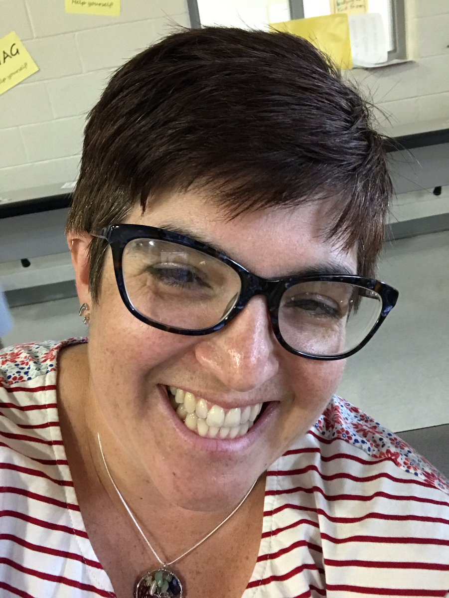 LibrarianDuff's tweet photo. Duffy, middle school librarian at Carlisle #edcampship https://t.co/xDFquuU87y