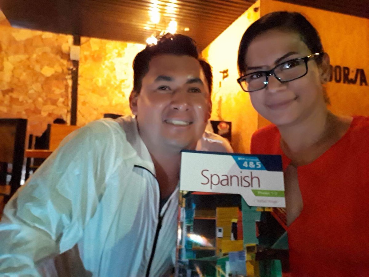 JRafaelAngelM's tweet photo. "This book is an invitation to learn and to think". What better feedback could I ask for? Proud of my Spanish #ByConcept series. @HodderIntl https://t.co/TB5COrkeGV