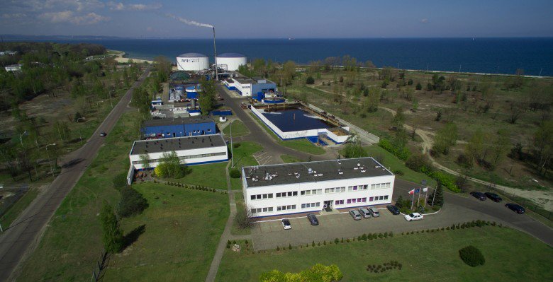 Gosp_Morska_pl's tweet photo. 30-latek, który przewrócił #PortService do góry nogami
https://t.co/wxKBDveoYd https://t.co/VFqy9sYXxP
